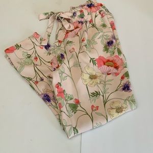 Beautiful express floral pants